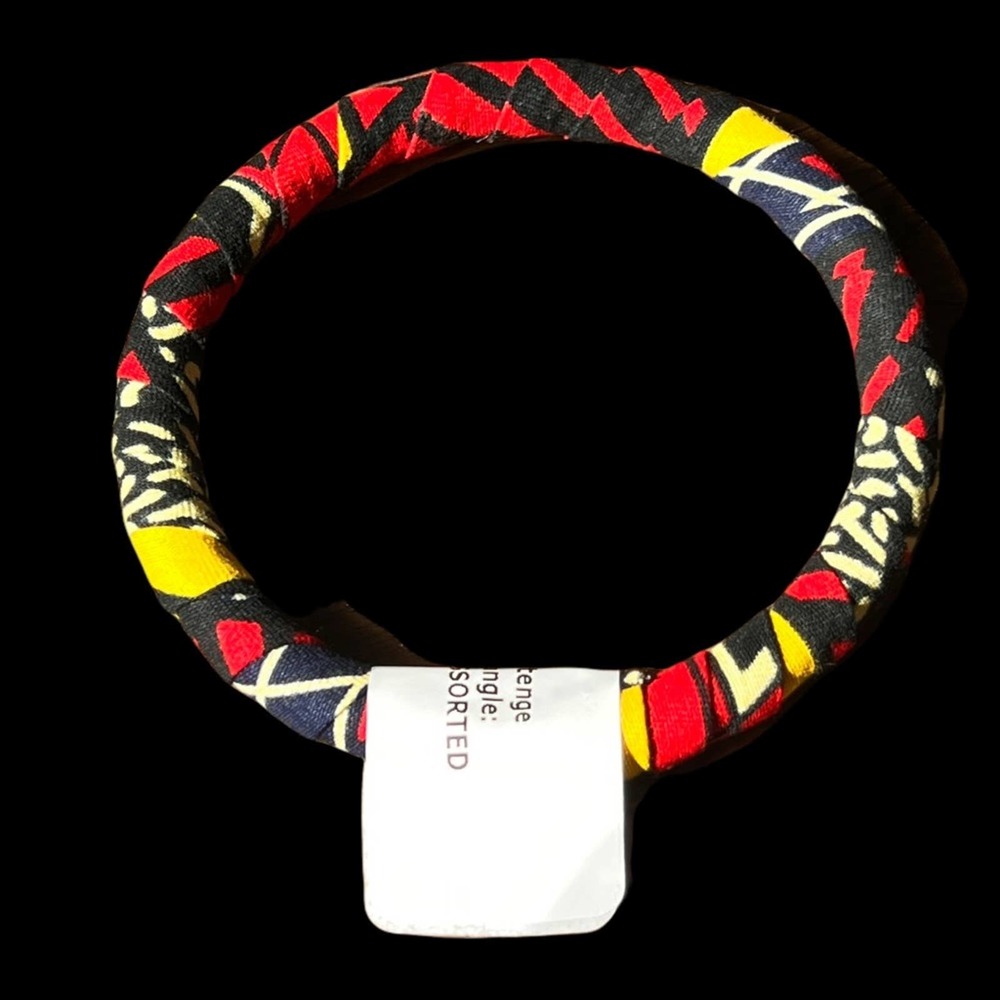 Kitenge Bangle Handmade in Africa. Benefits Charity